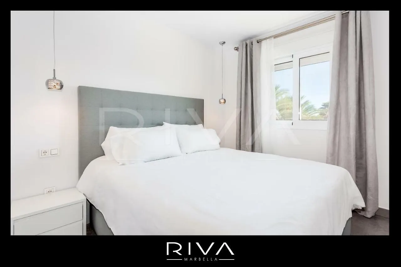 By Riva - 4 Bedroom Apartment In Dama De Noche マルベーリャ 0*,
